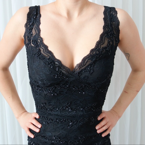 Sexy Beaded Lace Little Black Dress - Picture 4 of 8
